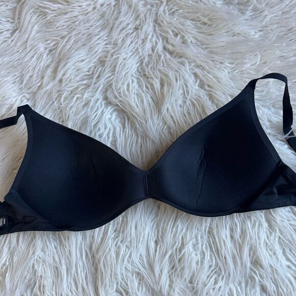 Skims Wireless Form Pushup Plunge Bra Onyx Size 34DDD - Picture 5 of 7